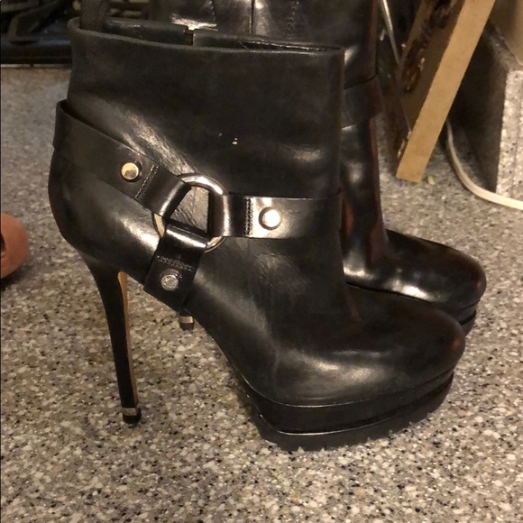 Women’s leather boot - Picture 2 of 4